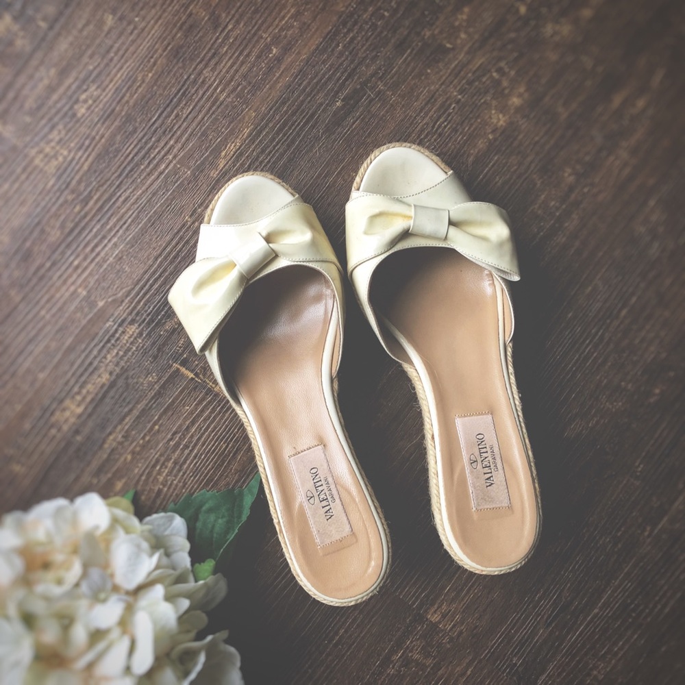 Valentino Cream Leather Bow Espadrille Wedge 38/8